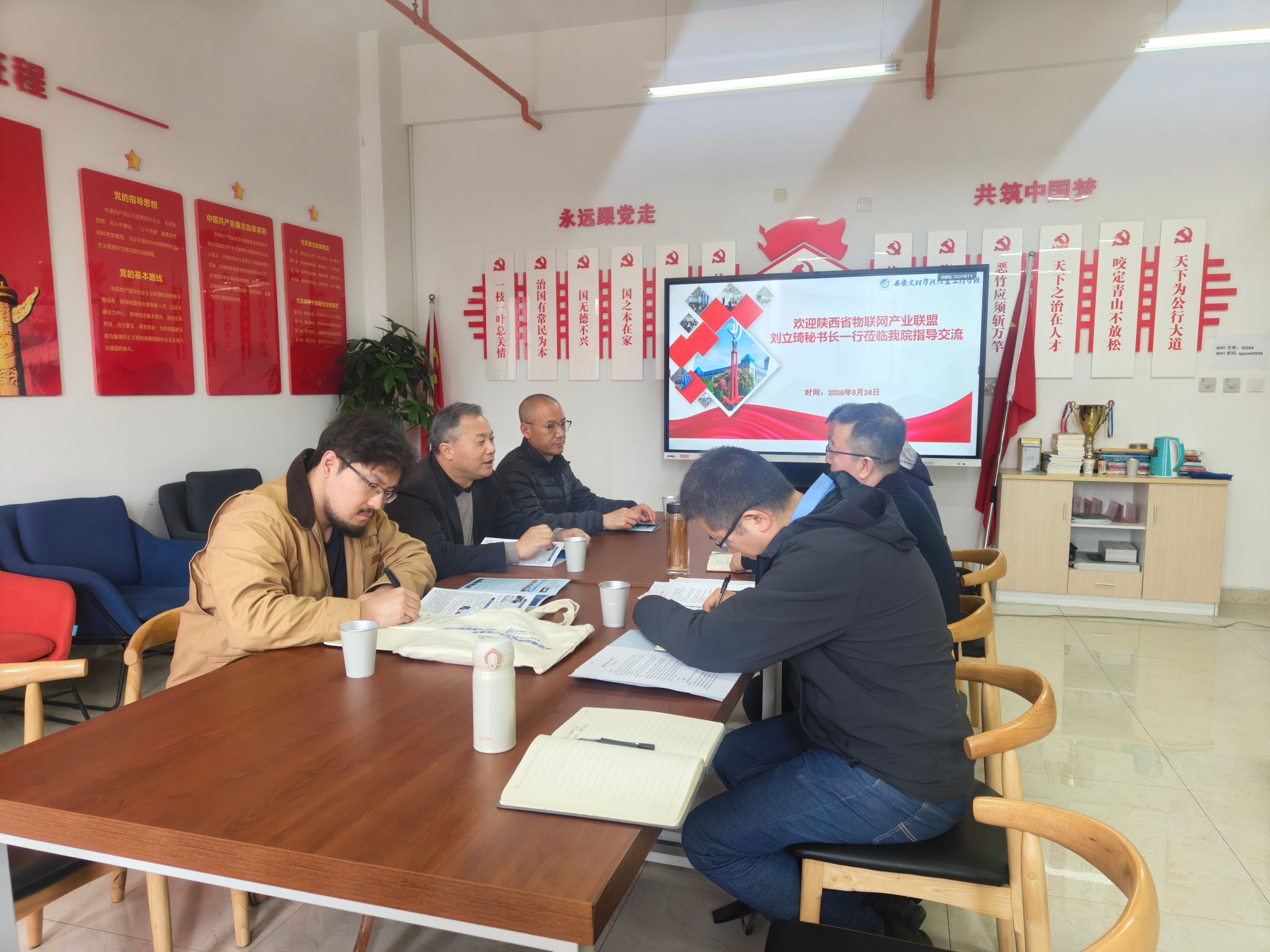 176e0ab3b7e0b99fd2f2c1977bf1714a